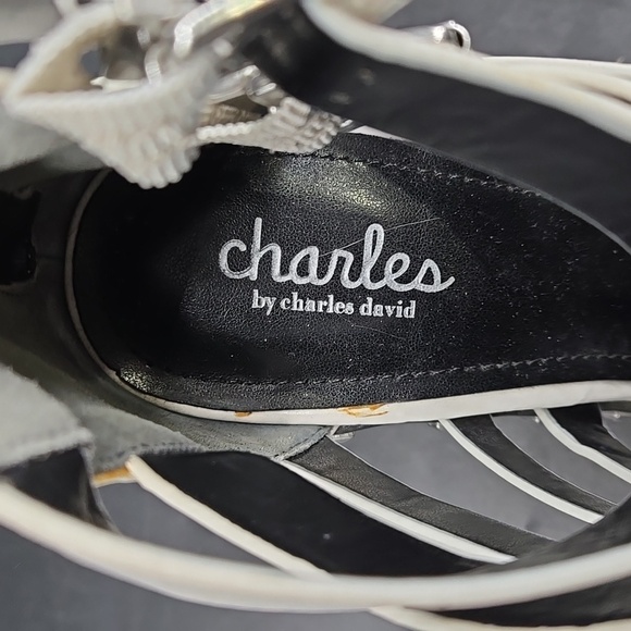 Charles David Diesel Heel Booties Studded 7.5 - Picture 12 of 13